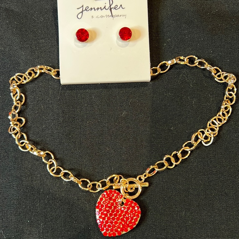 HEART RED RHINESTONE AND GOLD NECKLACE